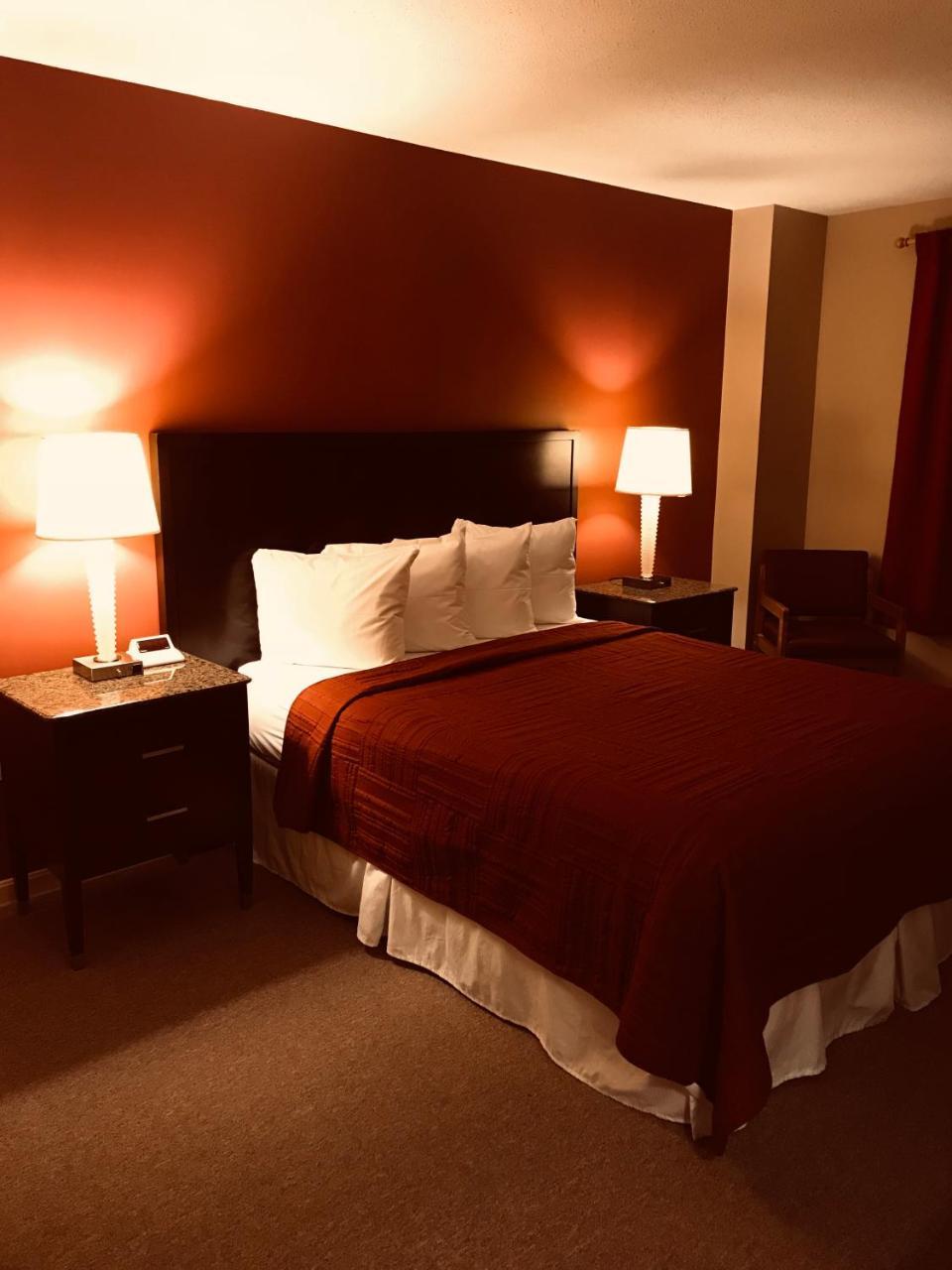 Hotel Terrace Millinocket Exterior photo